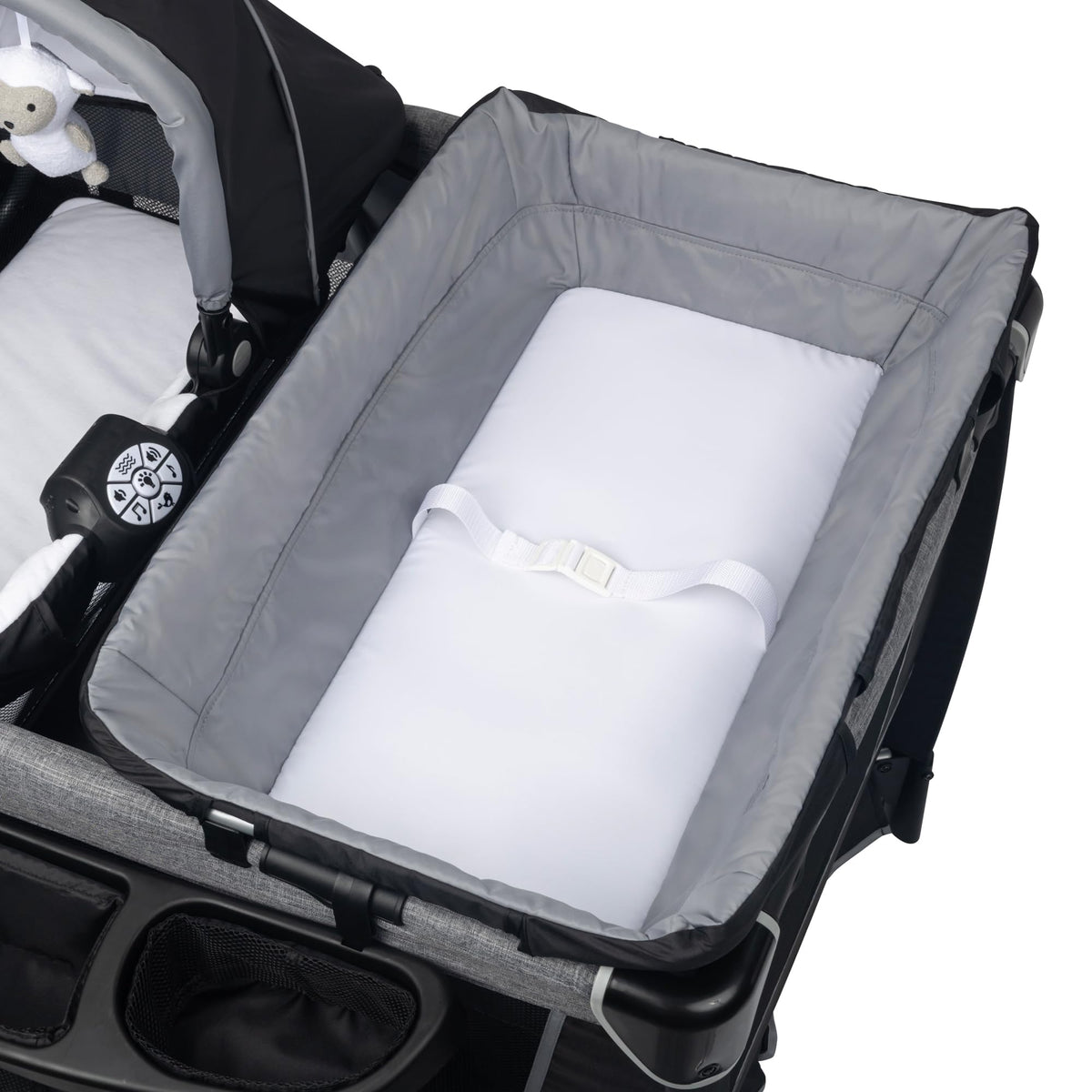 Playard, Bassinet & Storage A776