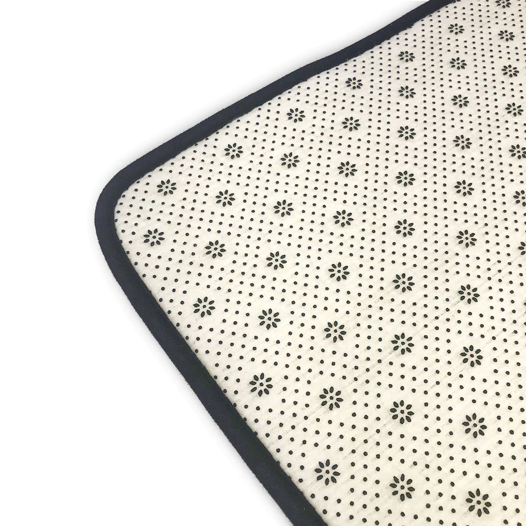 Custom Dallas Rug for Bedroom Personalized Area Rugs with Name and Number Custom Football Carpet Gifts for Fans Men Women

Custom Dallas Rug Personalized Area Rugs with Name and Number Football Carpet W9023