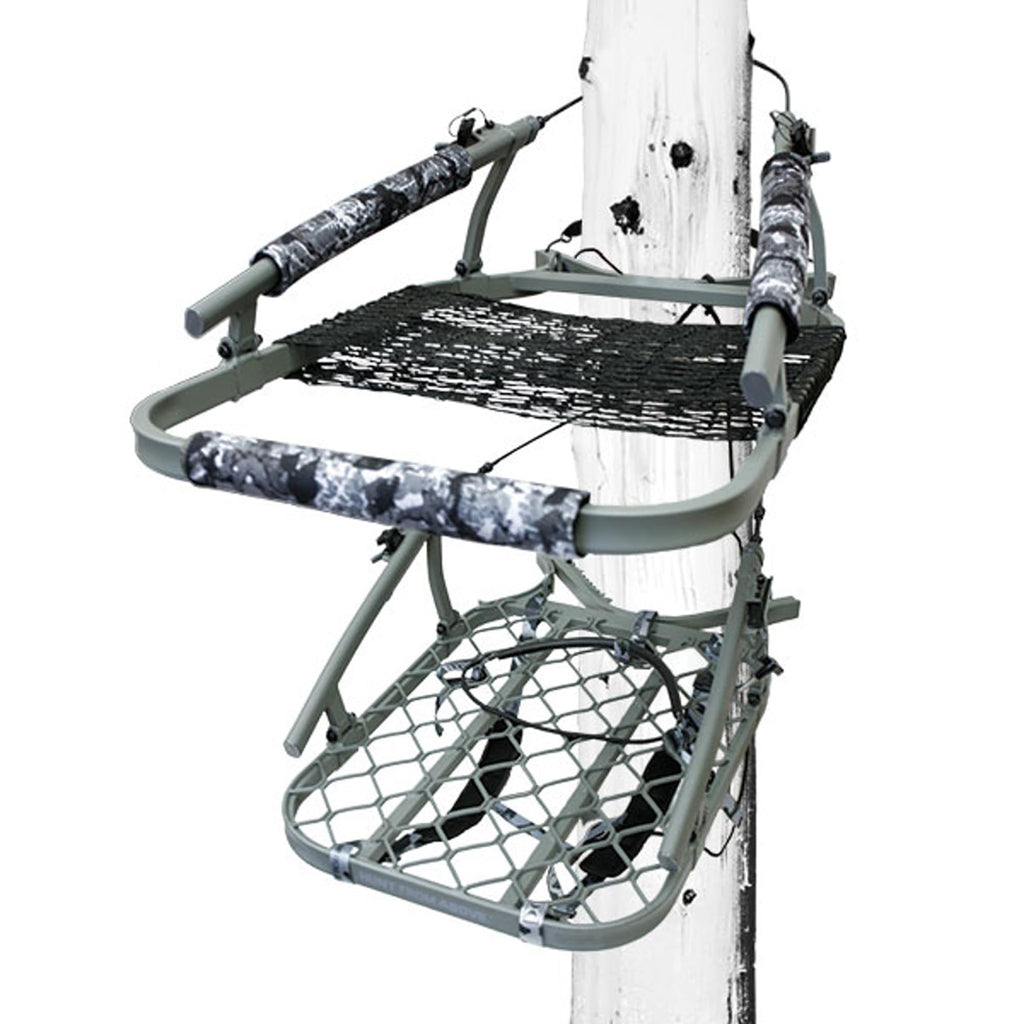 Tree Stand with Memory Foam Seat D46833