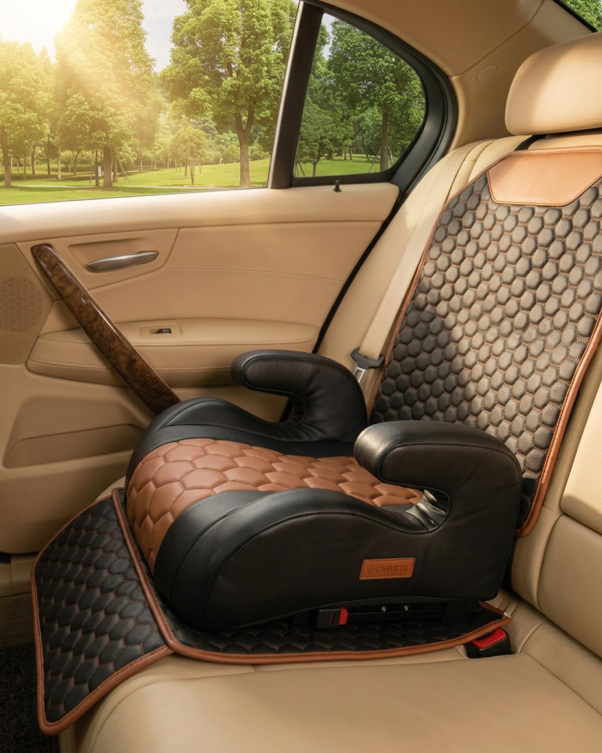 Backless Booster Car Seat with Latch Connectors, 40-100 lbs, Black-Brown T1551